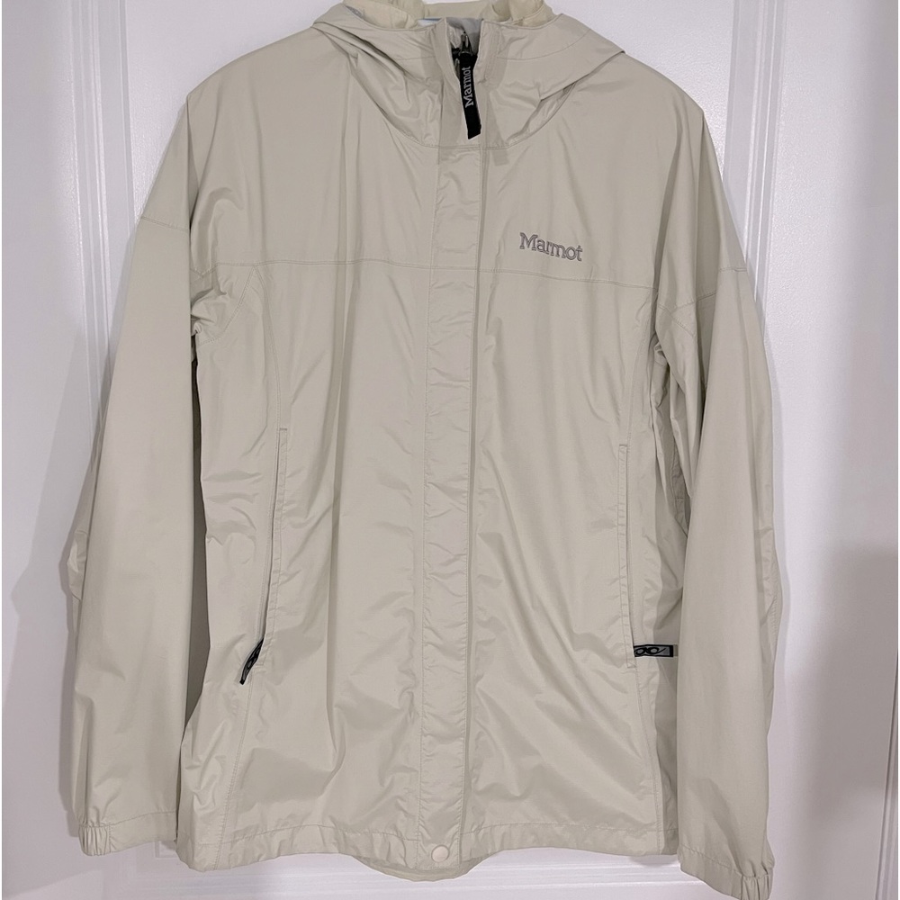 Marmot, Large, Ivory